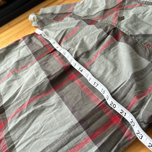 Prana gray and red shirt plaid short sleeve dress shirt size large - Picture 12 of 13